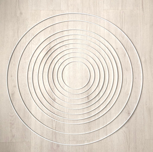 40cm White Metal Wreath Ring