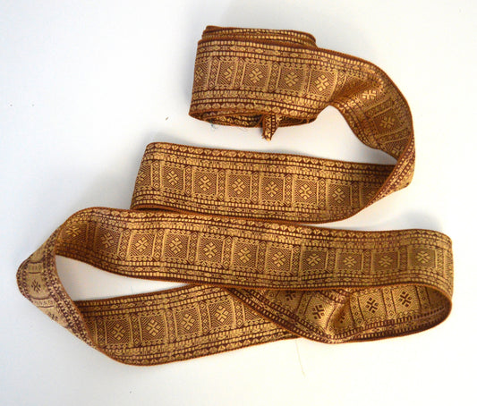 Beige Cream Brocade Silk Vintage Recycled Upcycled Sari Silk Ribbon Border