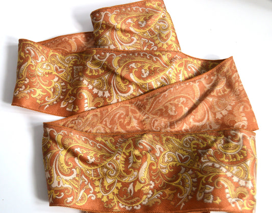 Beige Cream Sari Silk Vintage Recycled Upcycled Sari Silk Ribbon