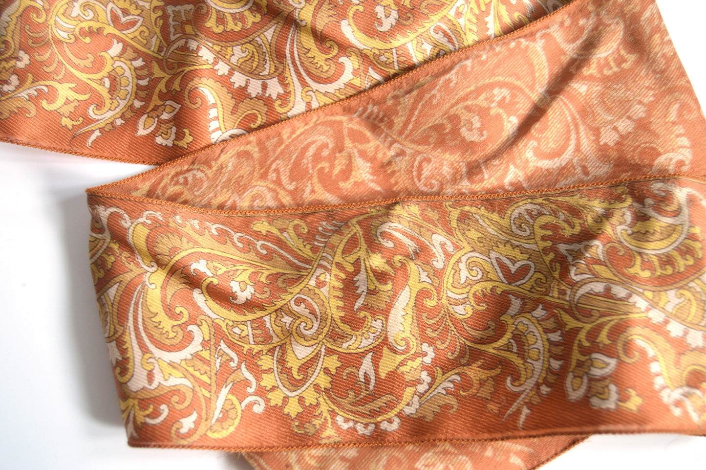 Beige Cream Sari Silk Vintage Recycled Upcycled Sari Silk Ribbon