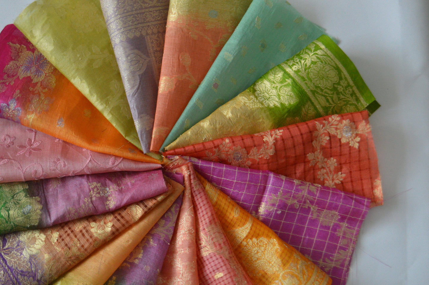 10 Inch x 16 Pieces Mixed Colour Recycled Vintage Sari Scraps Remnant Brocade Craft Fabric Collage Mixed Media Textile Art Junk Journals