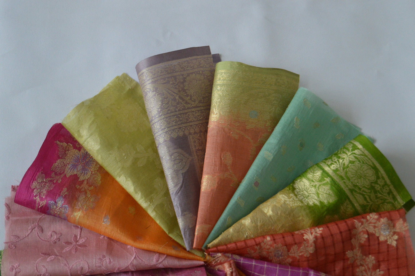 10 Inch x 16 Pieces Mixed Colour Recycled Vintage Sari Scraps Remnant Brocade Craft Fabric Collage Mixed Media Textile Art Junk Journals