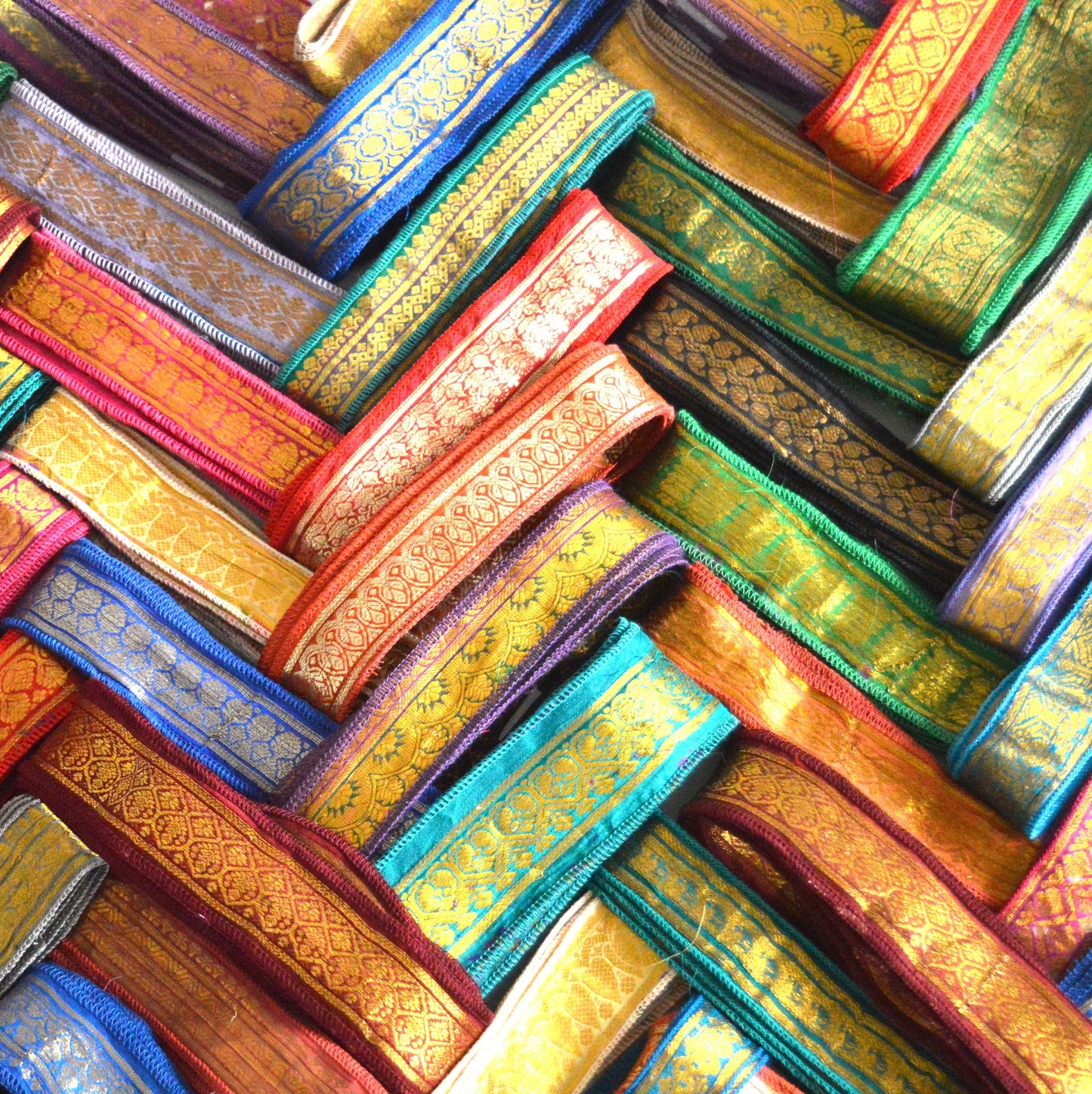 10 Metres Vibrant Vintage Sari Borders Ribbon Trim