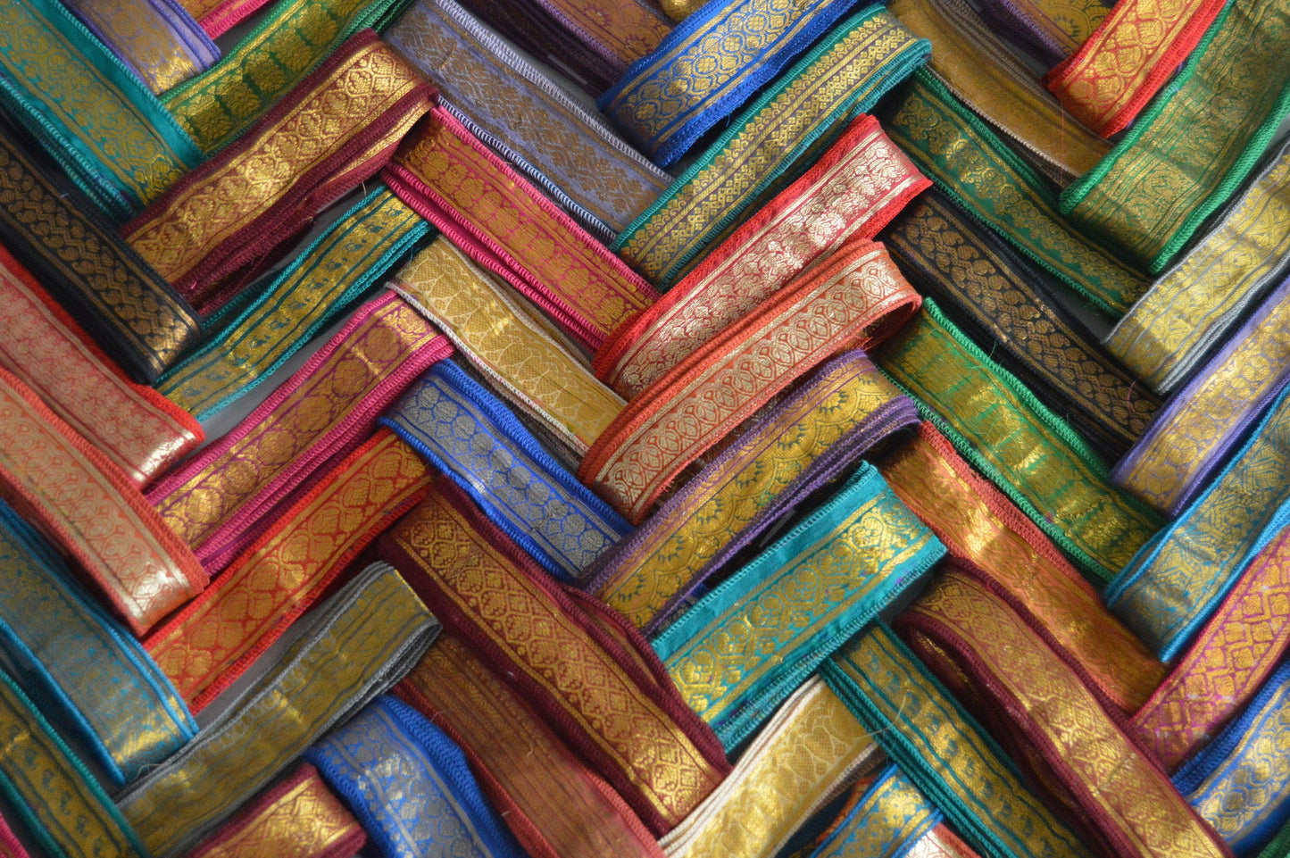 10 Metres Vibrant Vintage Sari Borders Ribbon Trim