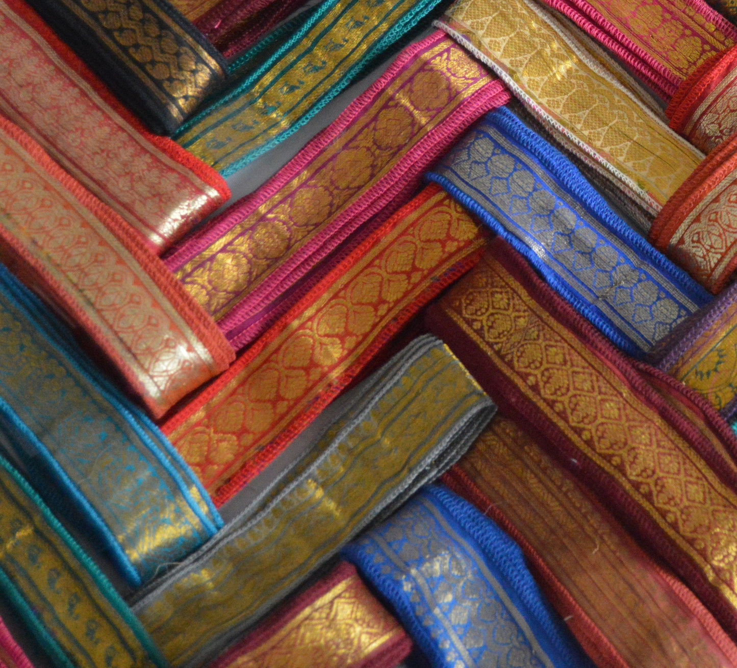 10 Metres Vibrant Vintage Sari Borders Ribbon Trim