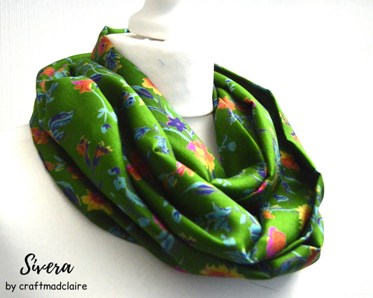 Emerald Green Floral Sari Silk Scarf