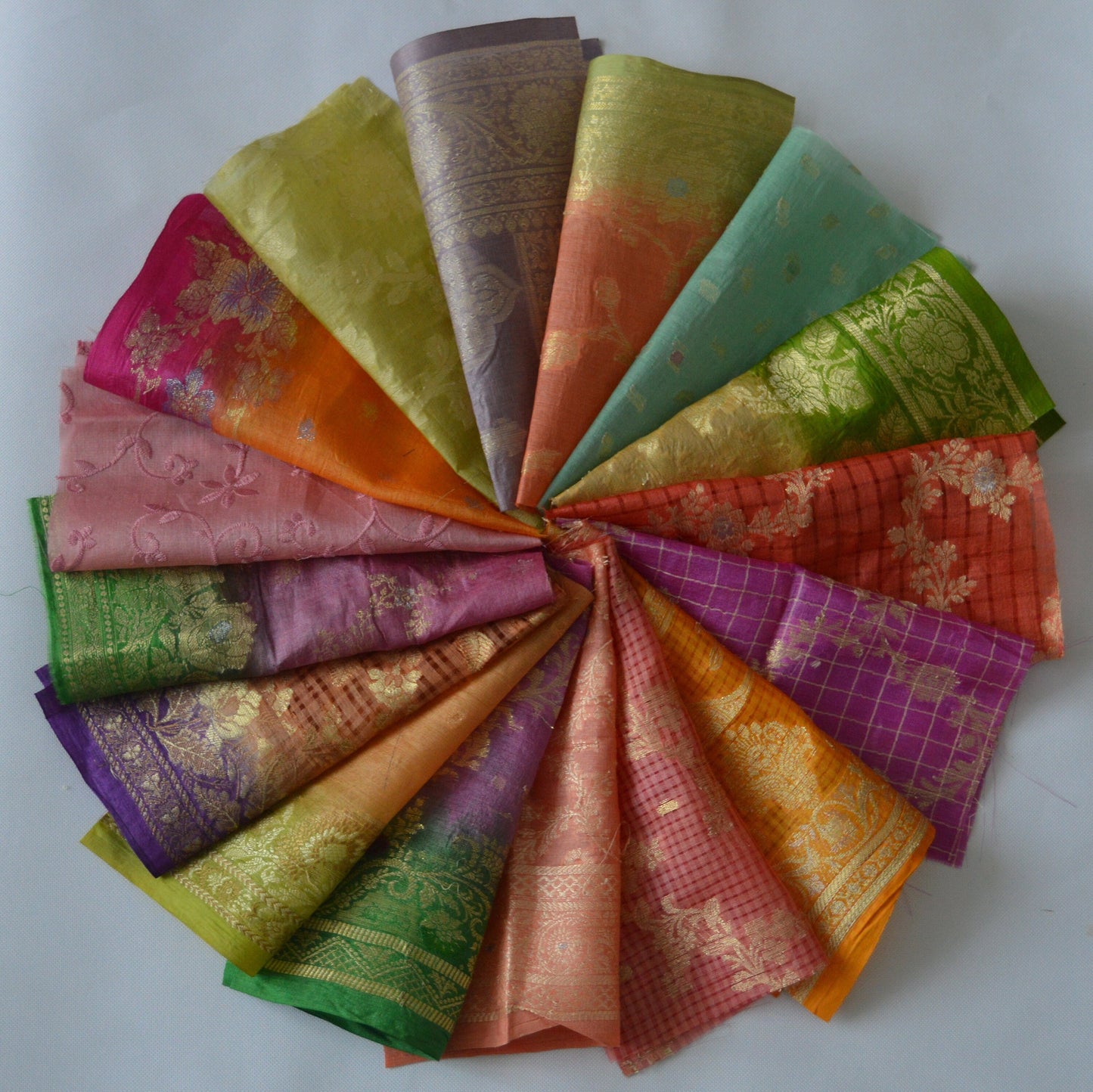 5 Inch x 16 Pieces Mixed Colour Recycled Vintage Sari Scraps Remnant Brocade Craft Fabric Collage Mixed Media Textile Art Junk Journals
